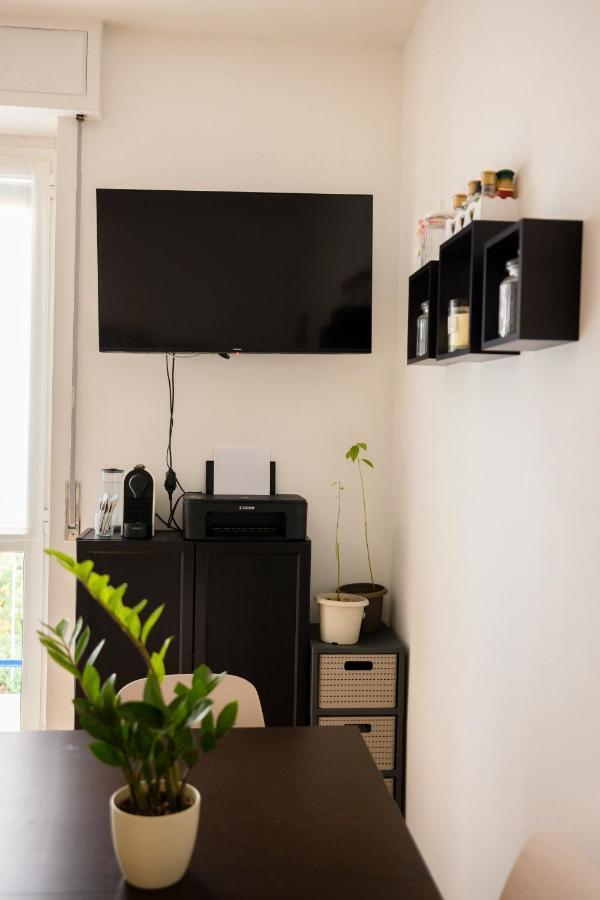 Ampio Bilocale In Zona Navigli/romolo Apartment Mailand